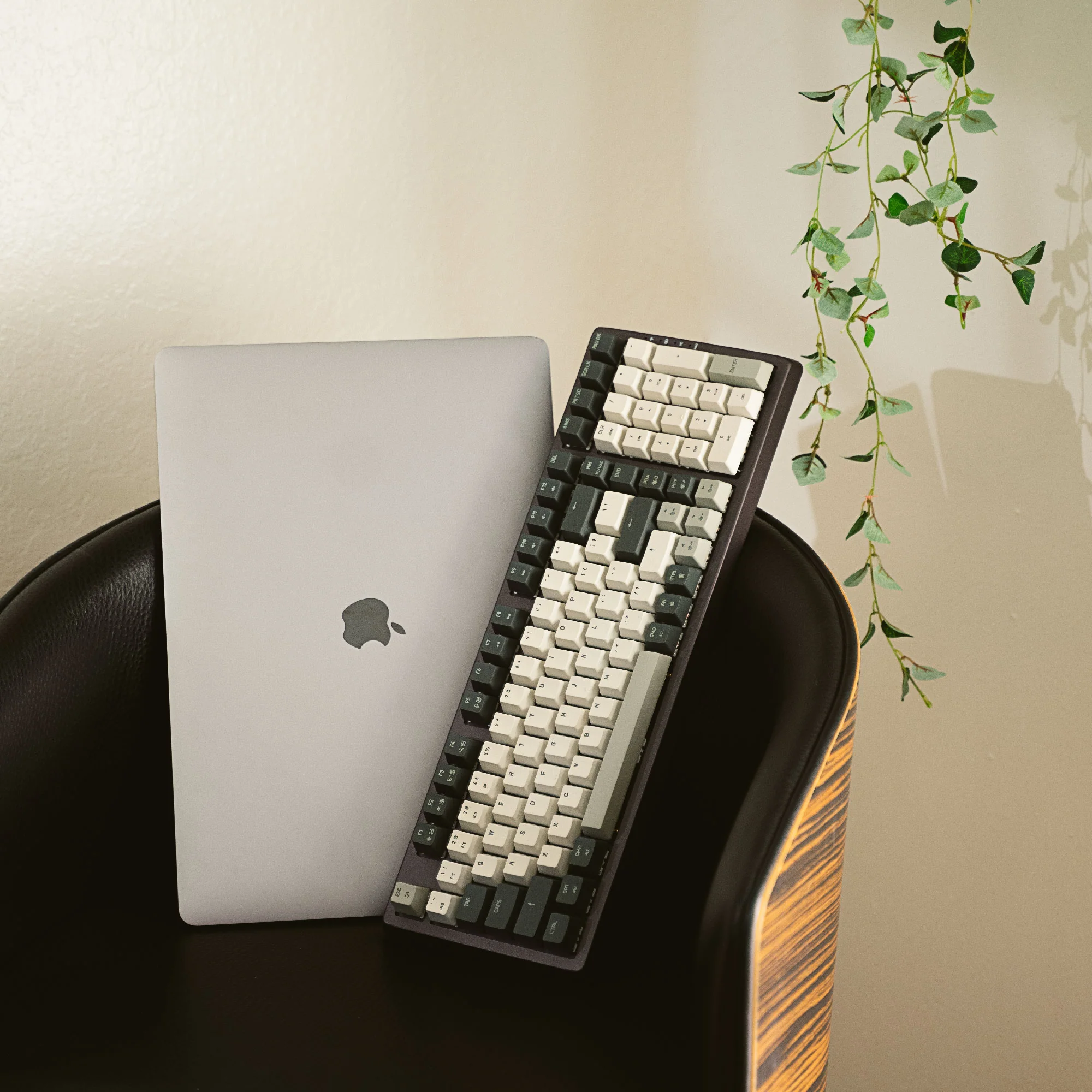 Cascade 98% Wireless Hot-Swappable Keyboard - Image 8