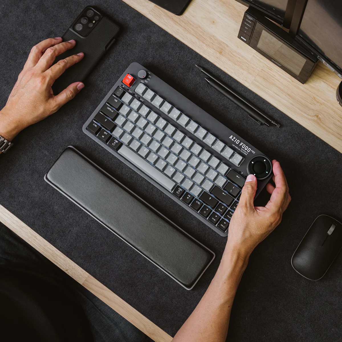 FOQO Pro Wireless Hot-Swappable Keyboard - Image 10