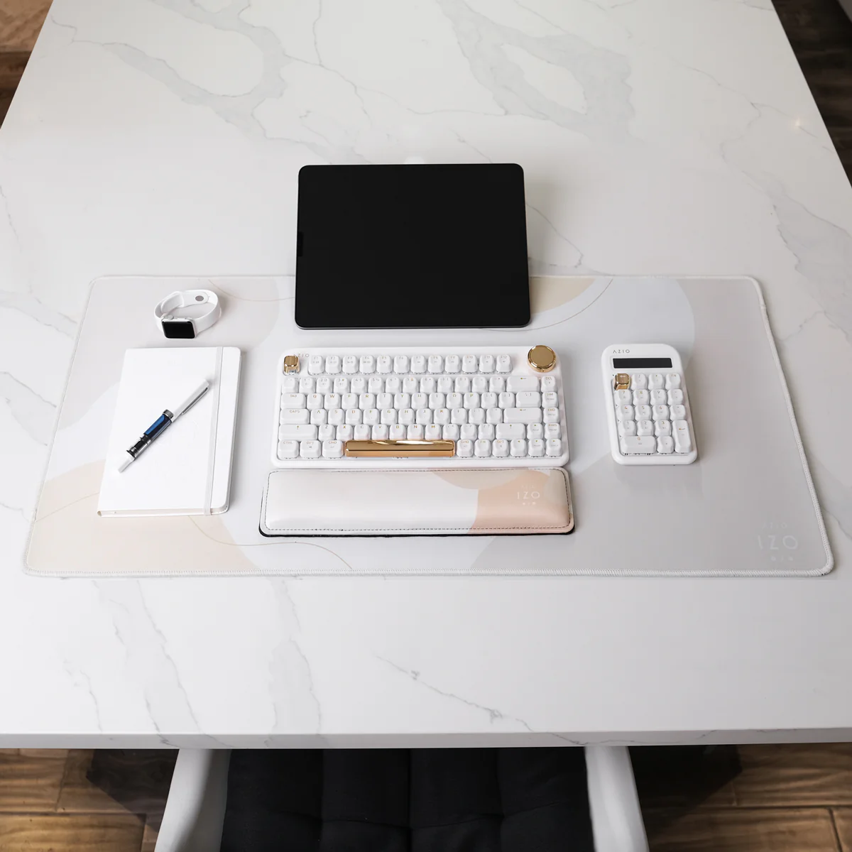 IZO Desk Pad - Image 6