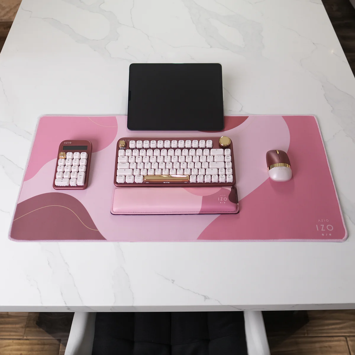 IZO Desk Pad - Image 9