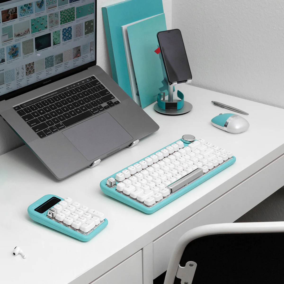 IZO Numpad / Calculator (Red Switch) - Image 9