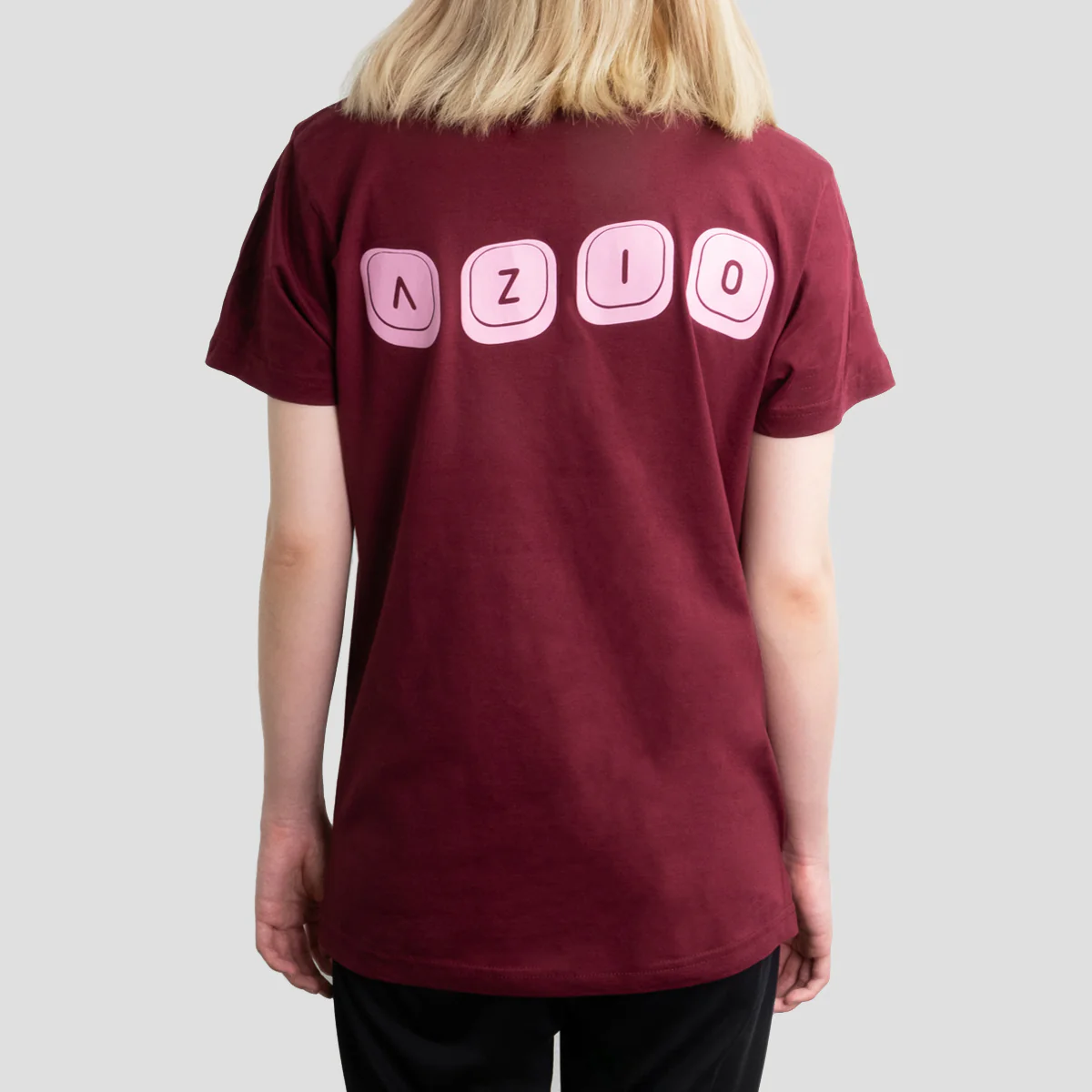 IZO T-Shirt - Image 4