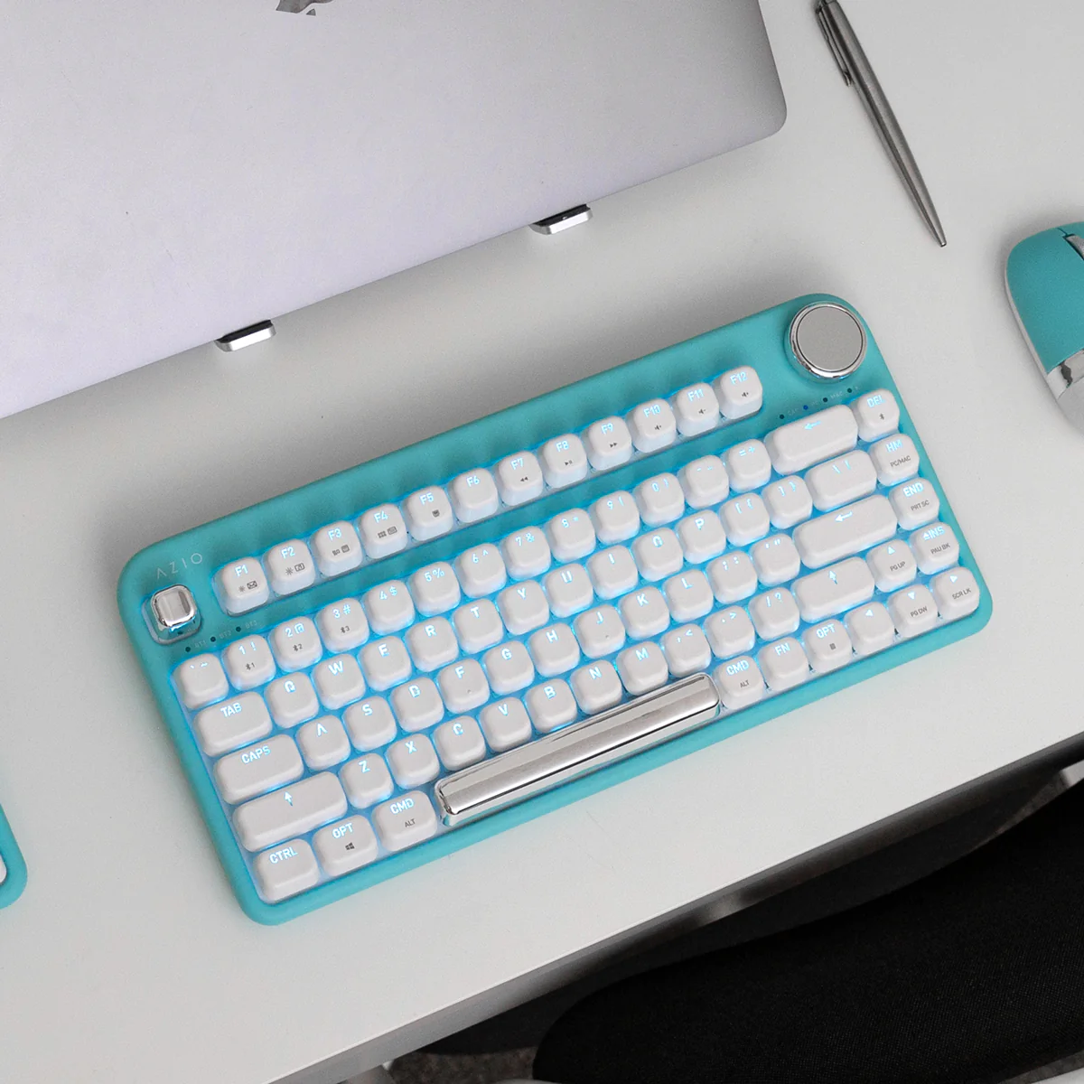 IZO Wireless Keyboard (Red Switch) - Image 10