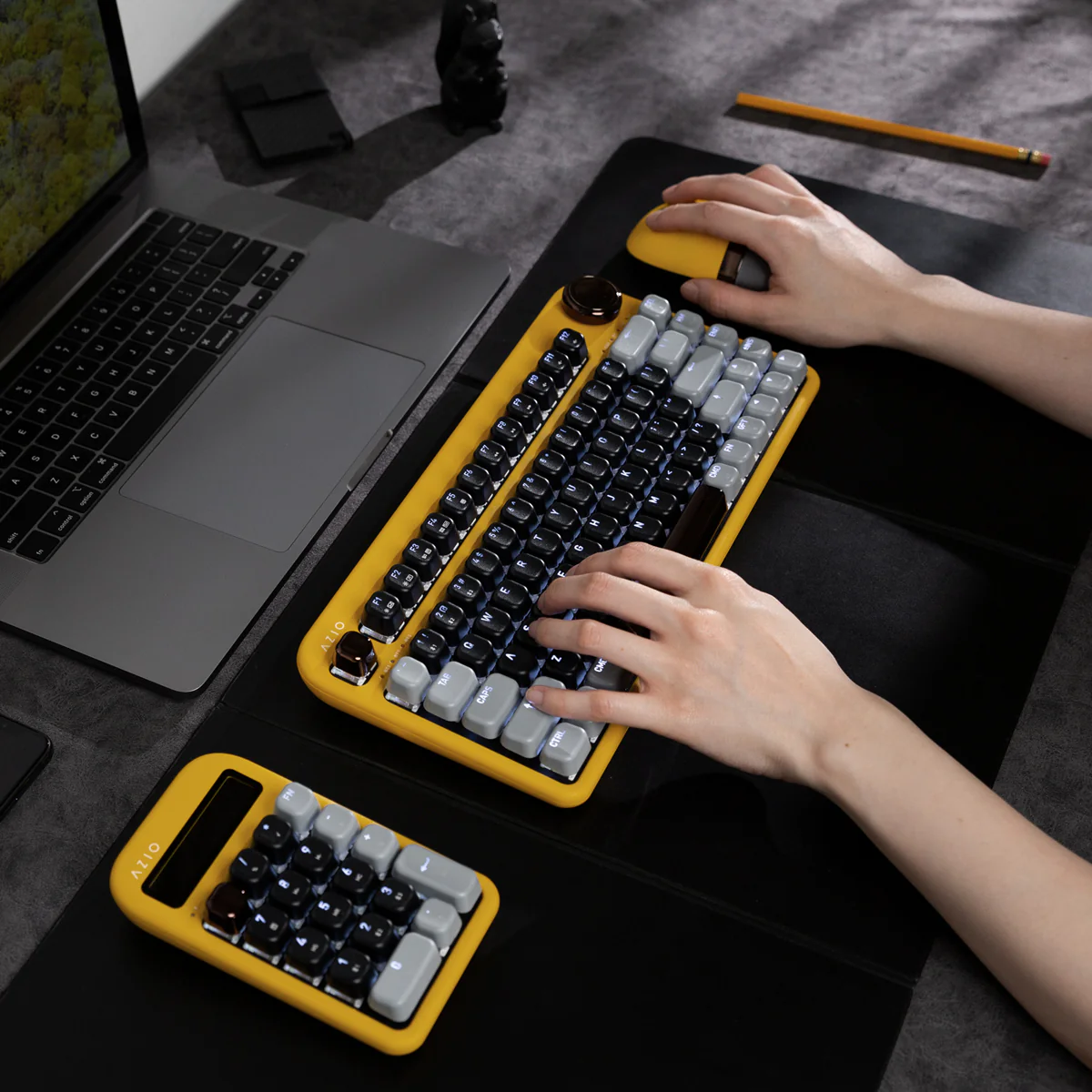 IZO Wireless Keyboard (Red Switch) - Image 16