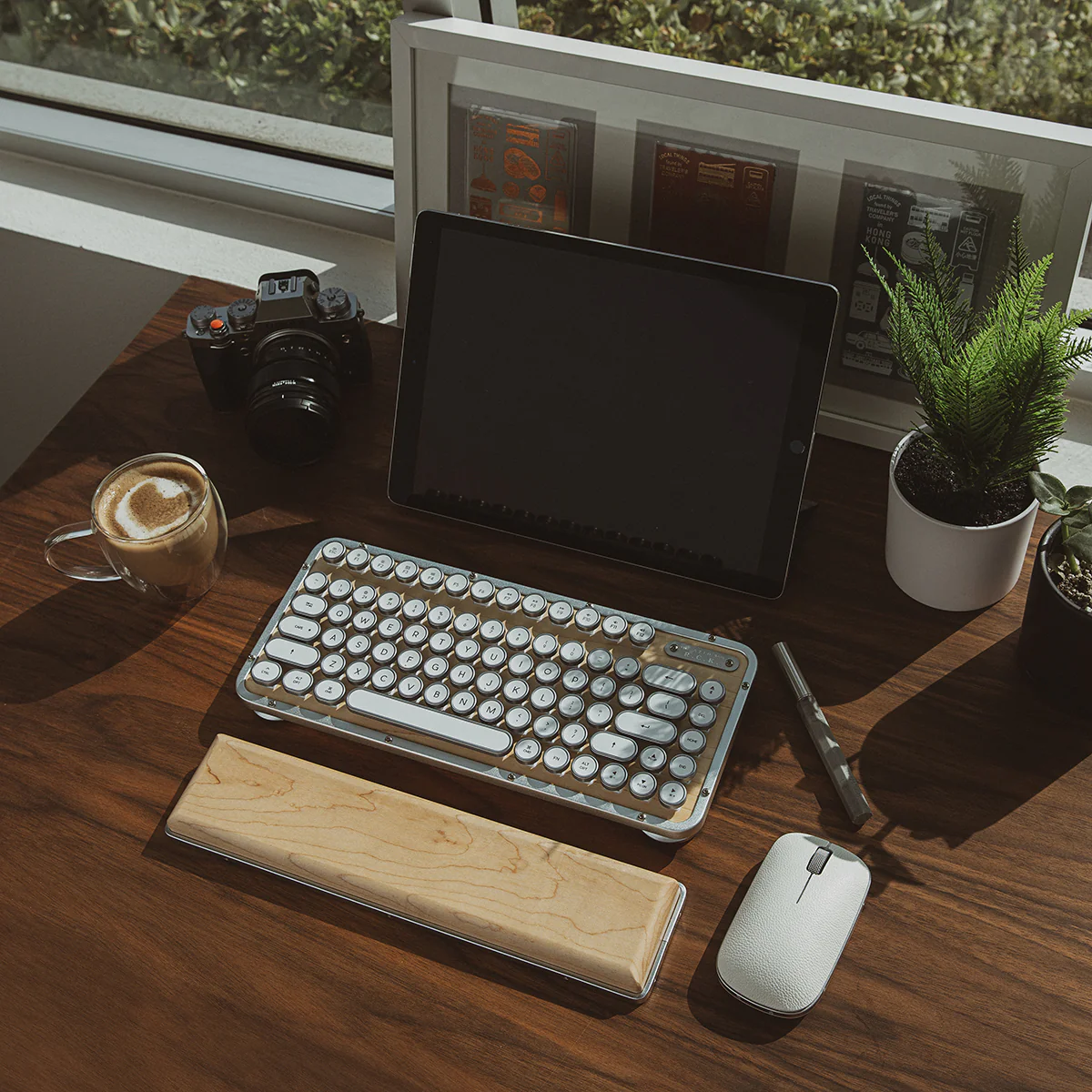 Retro Compact Keyboard - Image 19