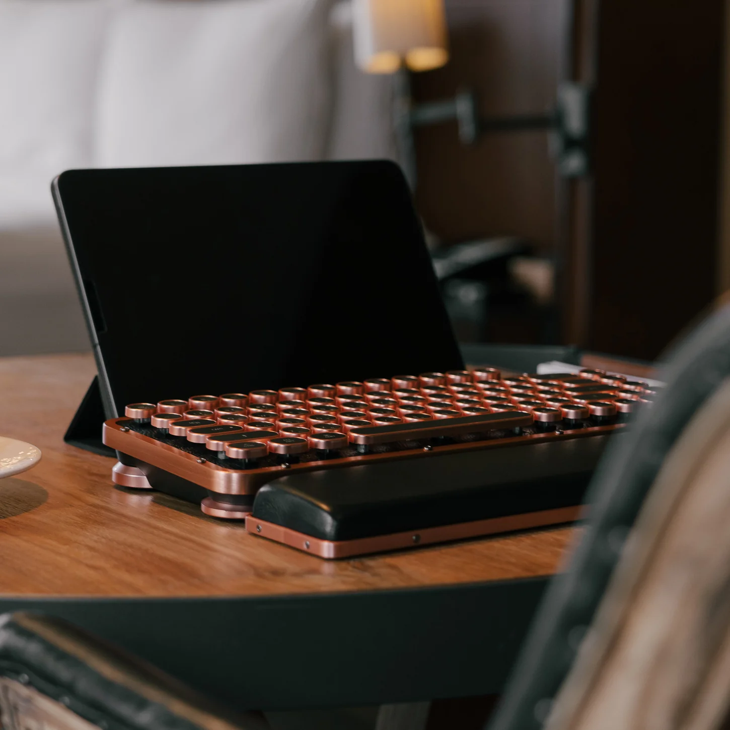 Retro Compact Keyboard - Image 9