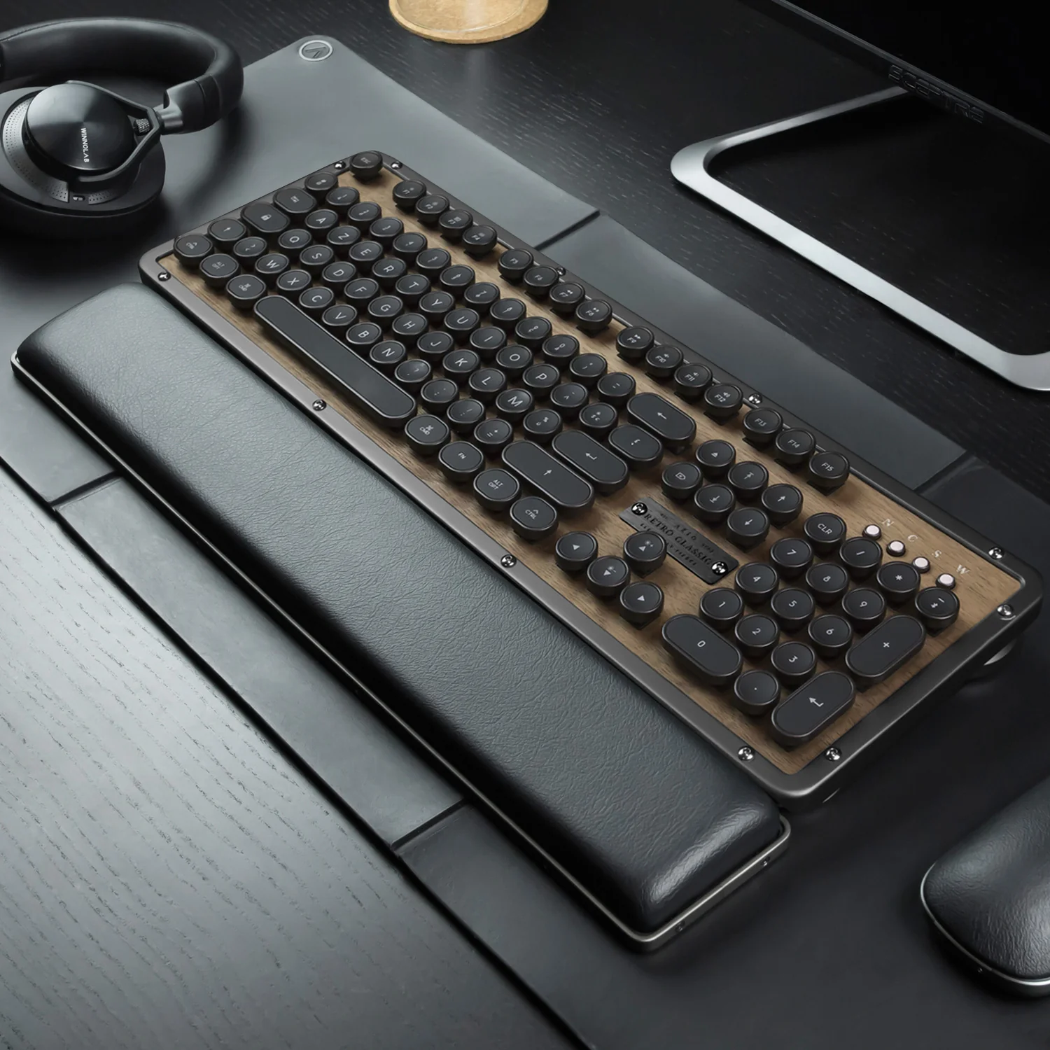 Retro Classic Palm Rest - Image 16
